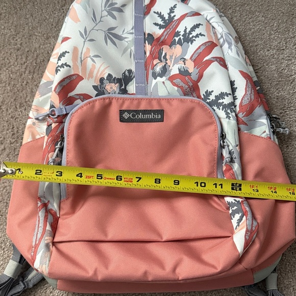 Columbia Floral Backpack in Pink and Gray - Picture 5 of 6